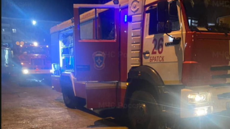 Женщина пострадала при пожаре в пятиэтажке Братска